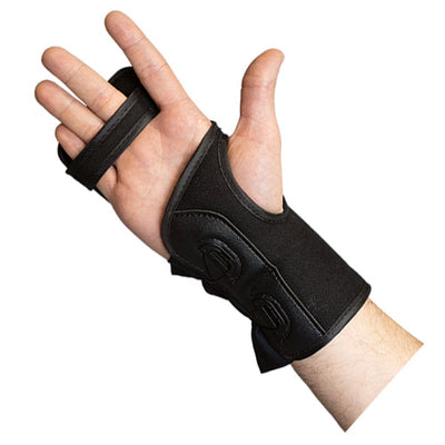 KR Strikeforce Fast Twist Pro Lift - Extended Bowling Wrist Support (3 finger detail)